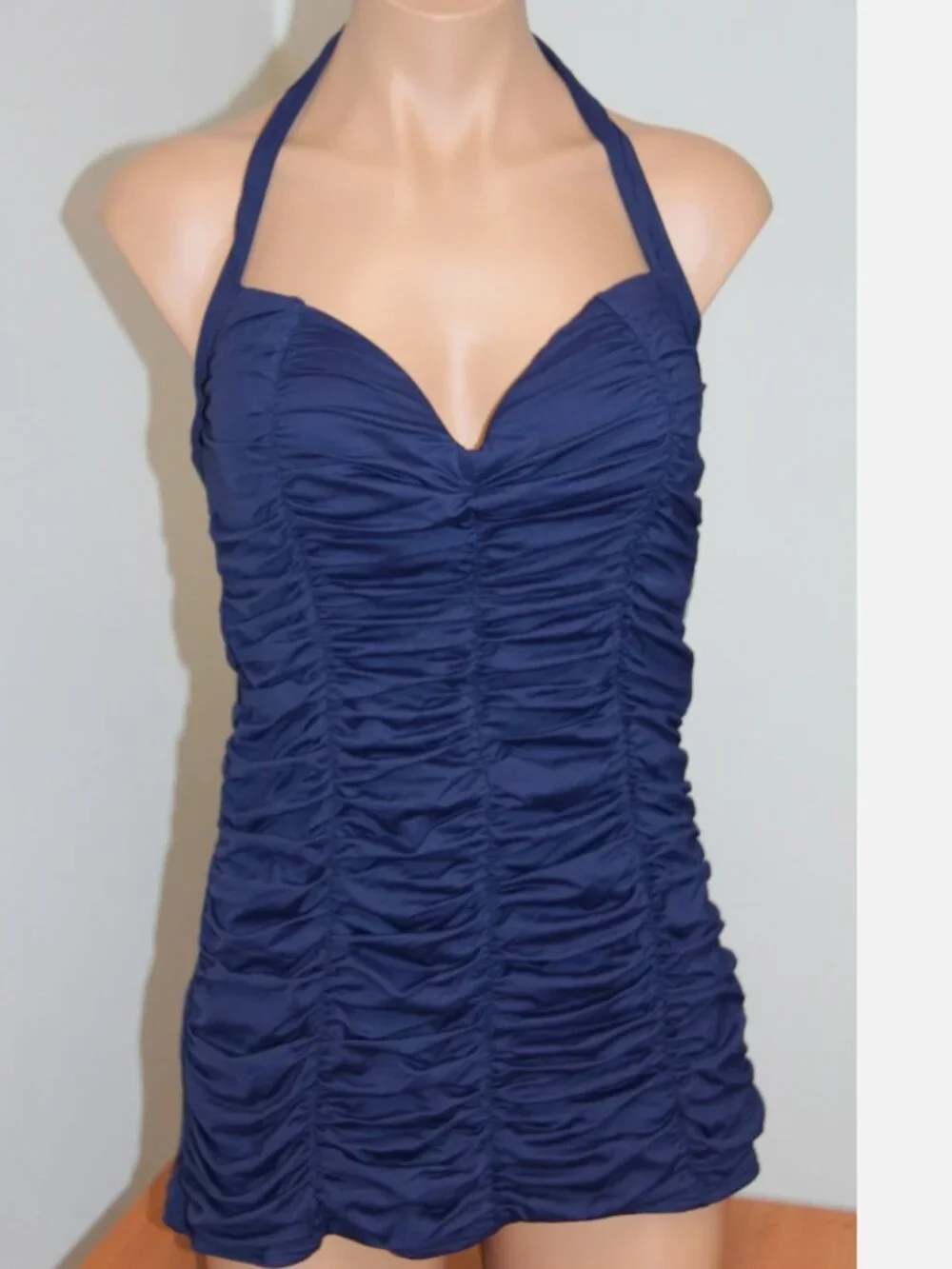 New DKNY Donna Karan Swimsuit 1 one piece size 6 Currant Swimdress underwire - Picture 2 of 4